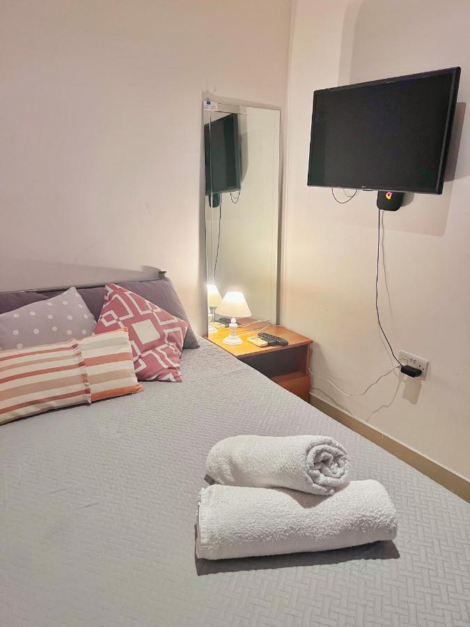 Spinola Bay View Apartment Saint Julian's ภายนอก รูปภาพ